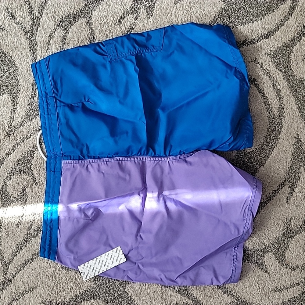 BDG Colorblocked Swim Short - Picture 6 of 6